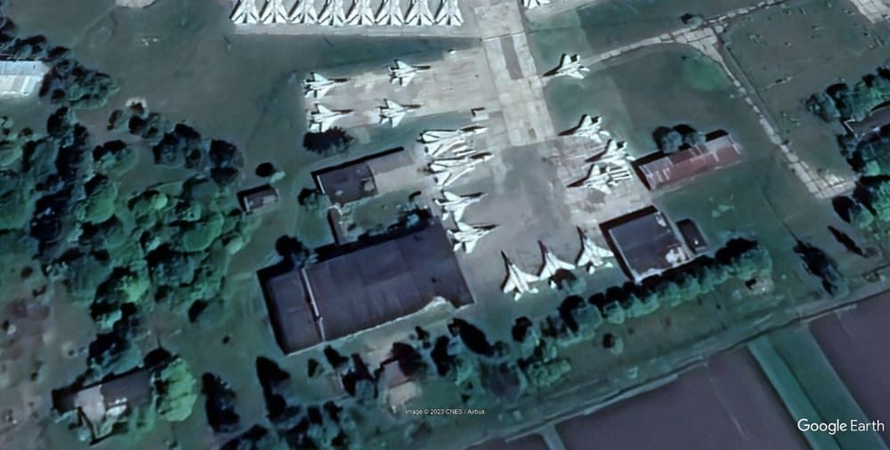 Satellite photo of the military airfield.